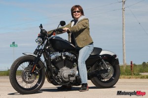 Suzzy gives the Harley Davidson XL 1200N a drive around the block
