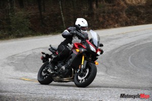Test riding Yamaha FJ-09