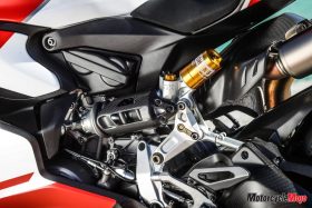 Engine of the Ducati 1299 Superleggera