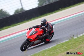 Riding the Ducati 1299 Superleggera